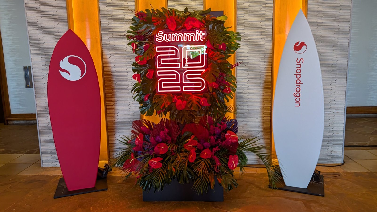 qualcomm launches new snapdragon x2 elite and 8 elite gen 5 chips