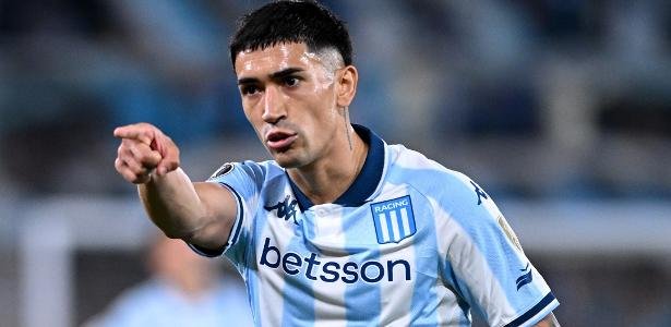 Racing dominates, defeats Vélez again and could face Flamengo in the semifinals