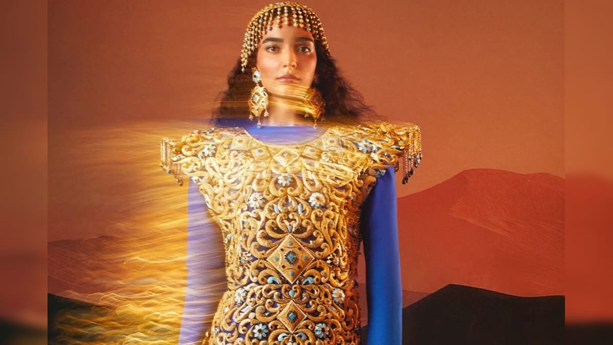 record breaking achievement3a the worlds heaviest dress made of gold weighing 10 kg