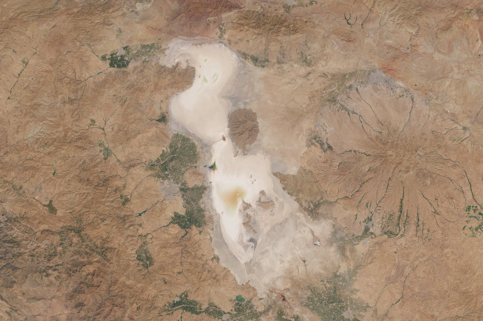 Satellite Images Reveal Lake Urmia in Danger of Disappearing
