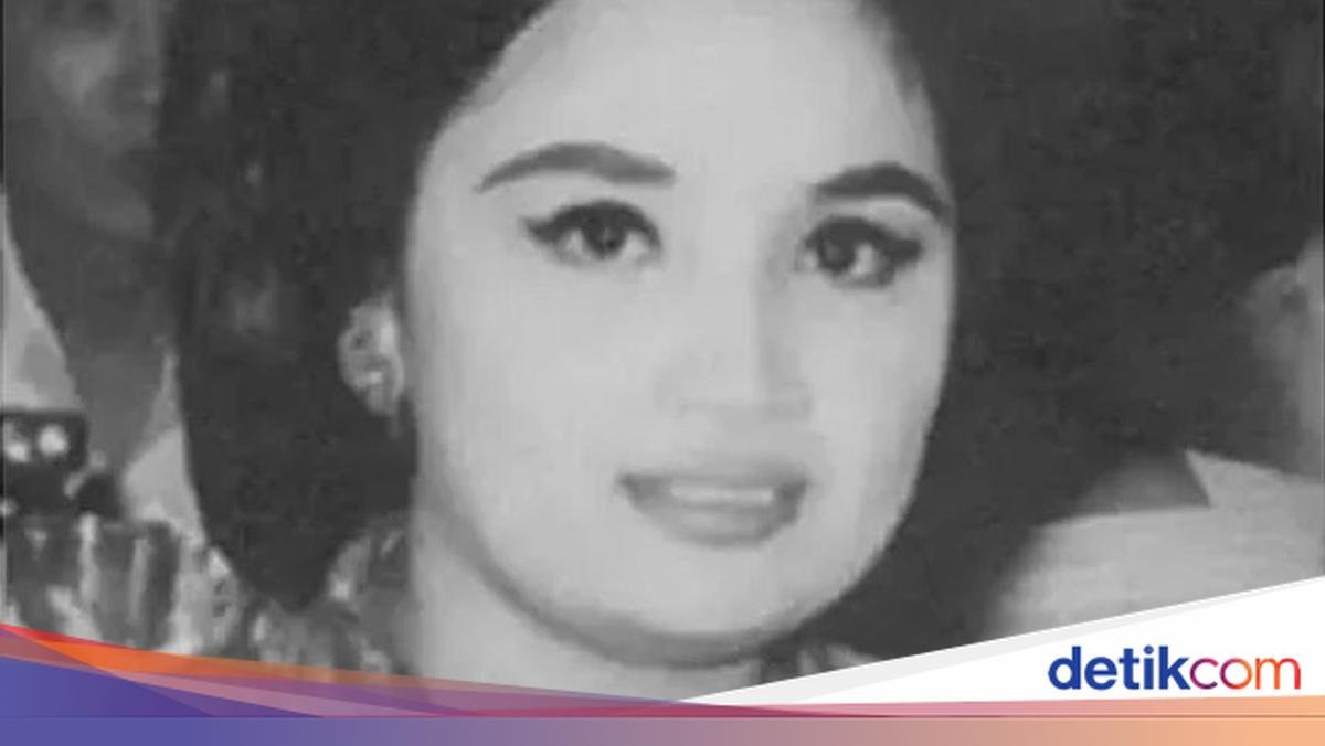 seventh wife of soekarno2c yurike sanger2c passed away