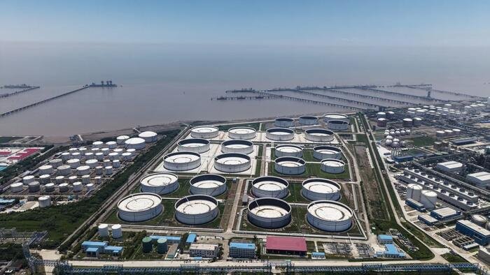 sharp increase in china indonesia oil imports indicates potential iranian oil access