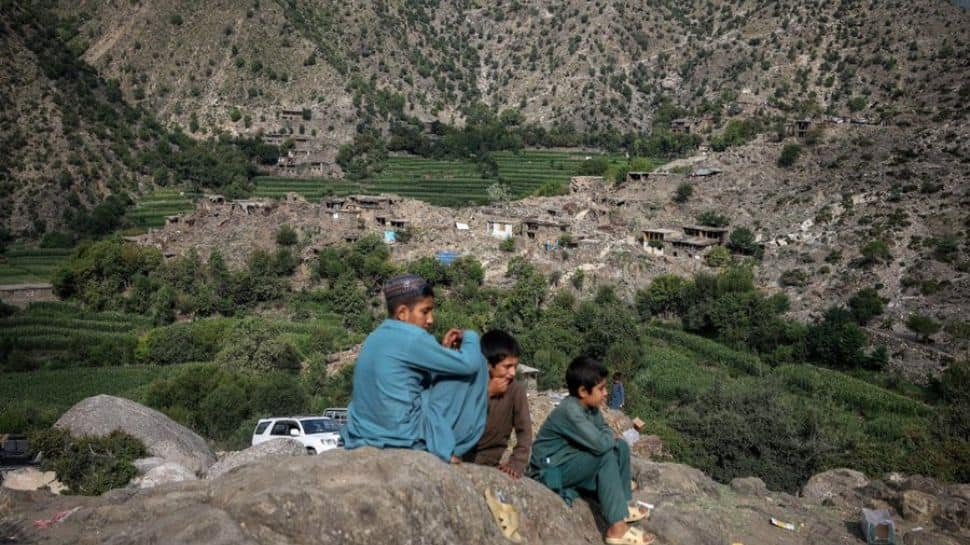 Thousands of Afghan Children Deported From Iran and Pakistan Face Family Separation