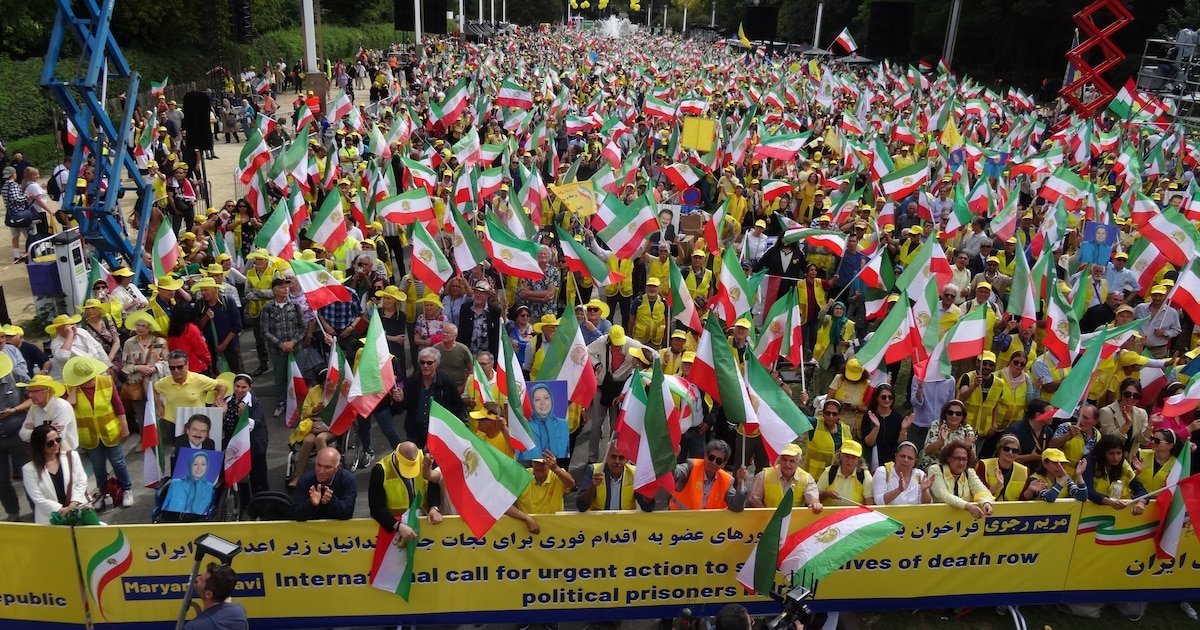 Thousands of Iranian exiles in Brussels mobilize to demand regime change in Iran