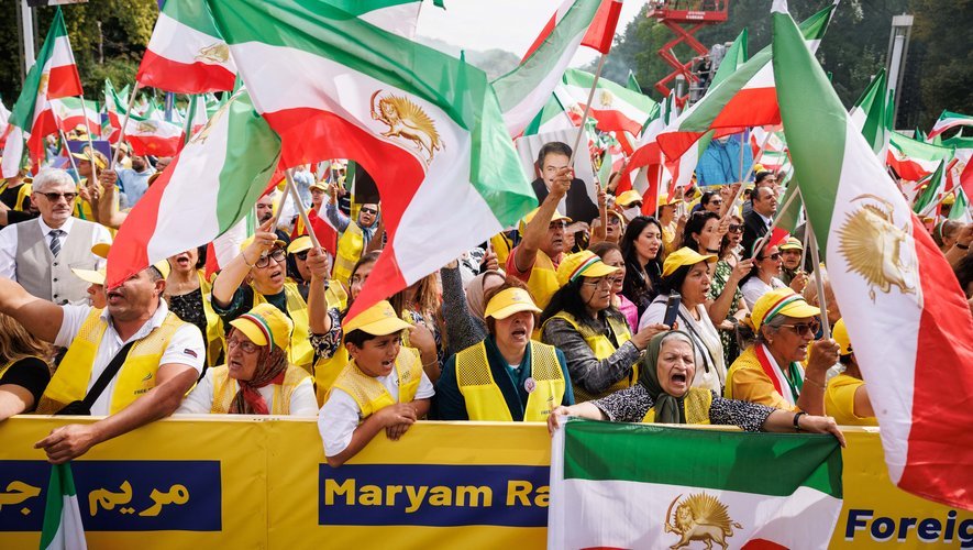 TRIBUNE. The Time for a Free Iran Has Come