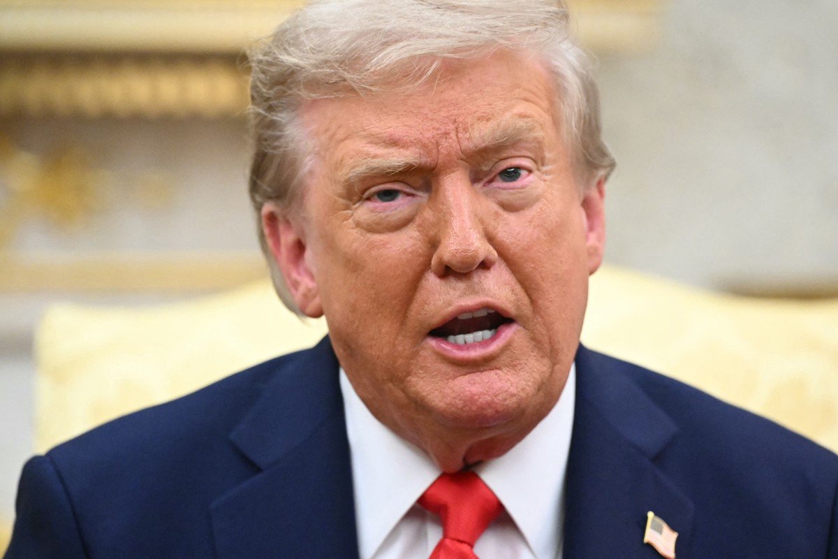 Trump Says U.S. ‘Shot’ at Boat Carrying Drugs from Venezuela