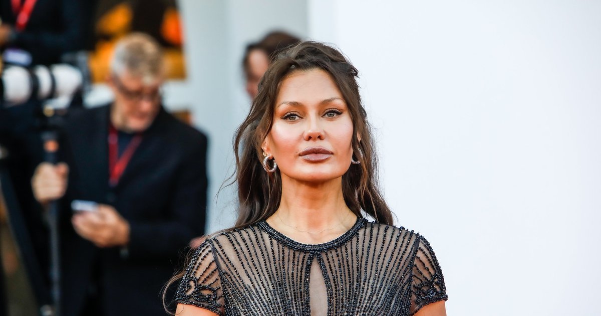 Victoria Bonya compared to Sophia Loren in fresh photos