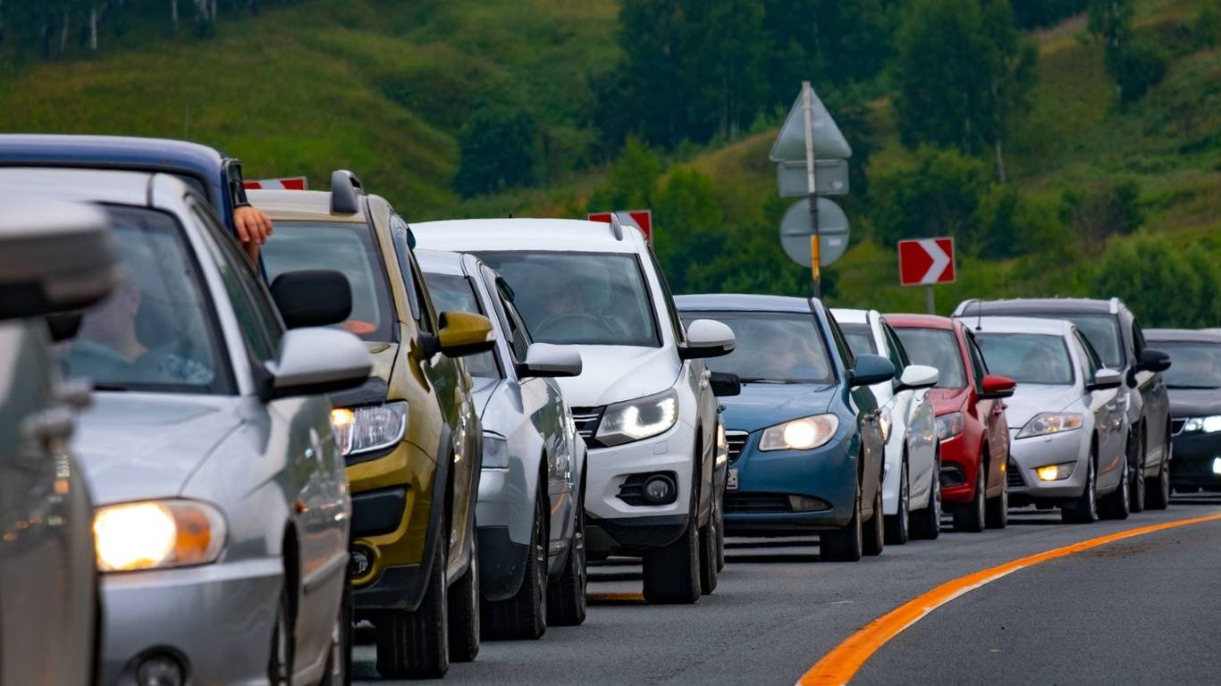 Volvo, Lexus, Infiniti: Mass Reduction Will Spare No One in 2025