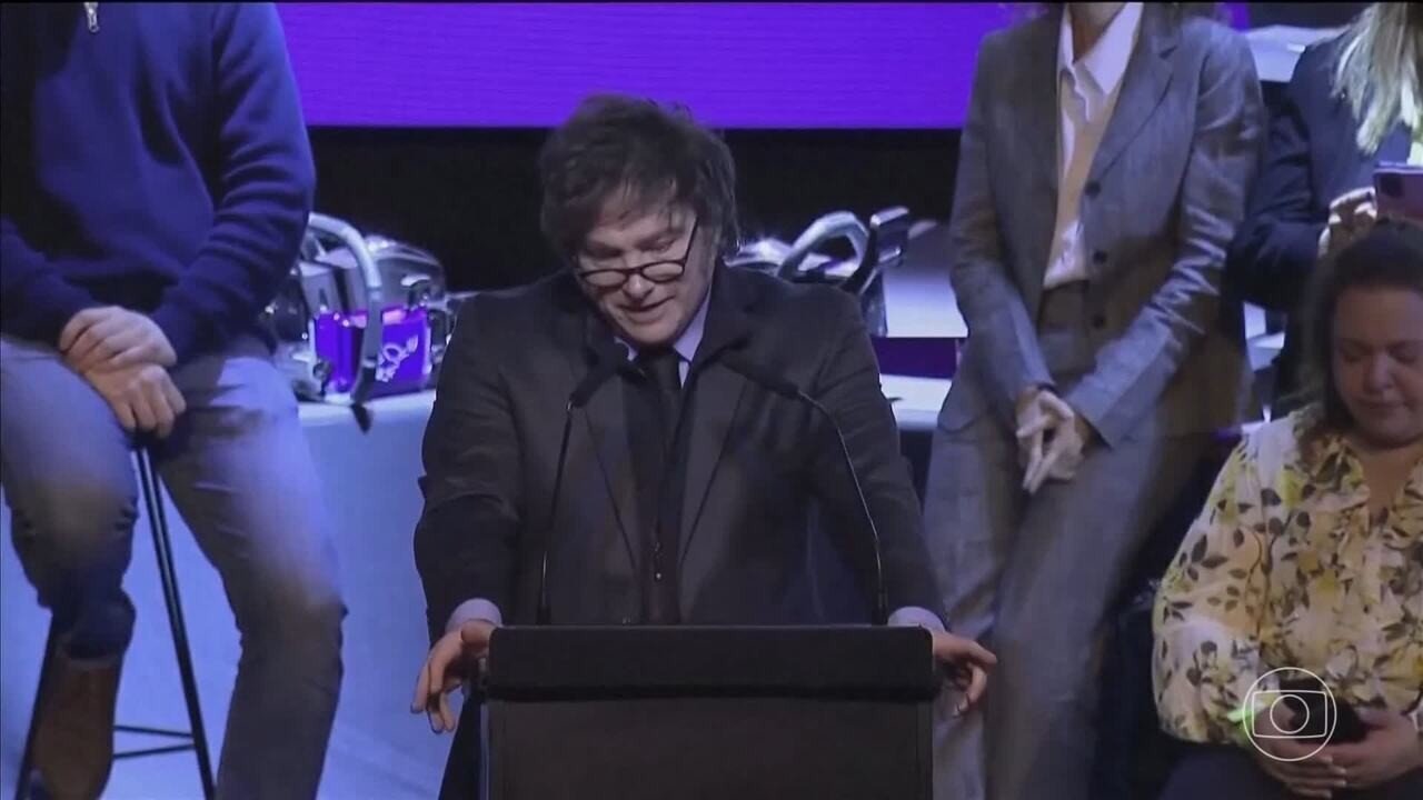 why did milei ask for help from the us to deal with the economic crisis3f