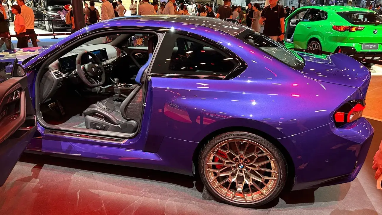 World’s Auto Companies More and More Turning Away from Leather Car Interiors