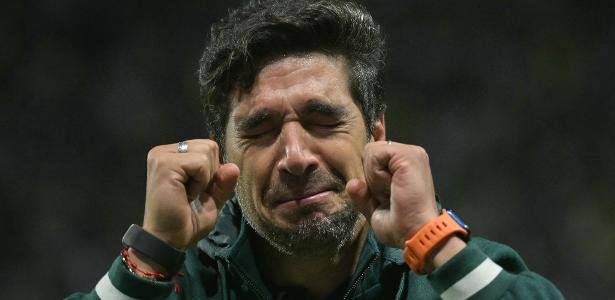 Abel breaks down in tears in press conference marked by Leila’s invasion and confession