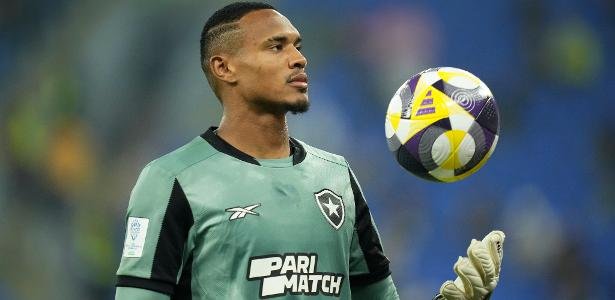 Ancelotti calls up John, former Botafogo player, for Brazilian national team games
