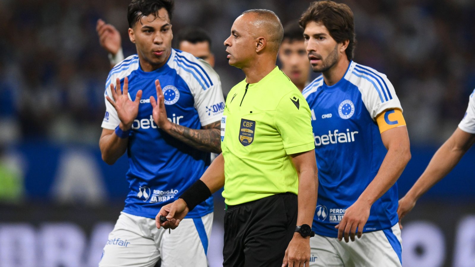 Behind the Scenes: CBF chooses “safe referee” to officiate Flamengo x Palmeiras