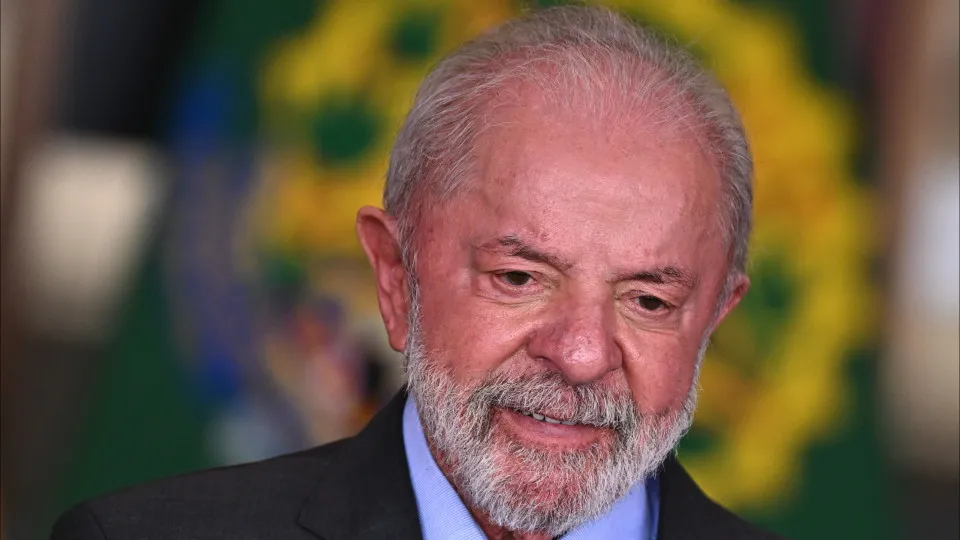 Brazilian President declares intention to run for fourth term