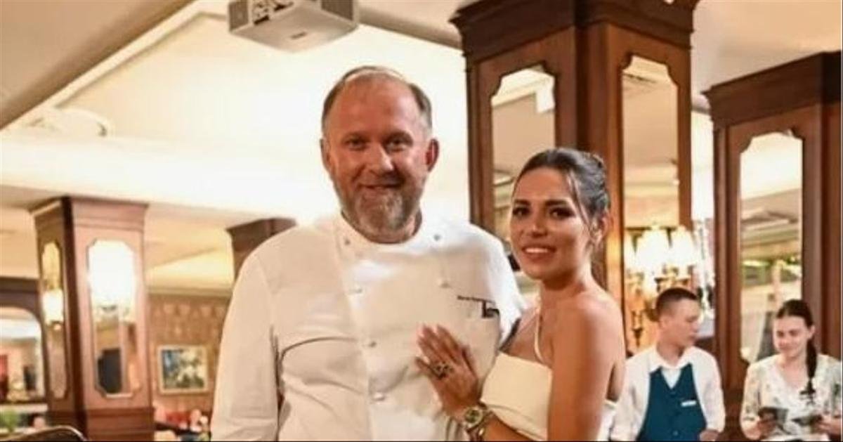 Chef and TV host Konstantin Ivlev is divorcing his young wife Valeriya