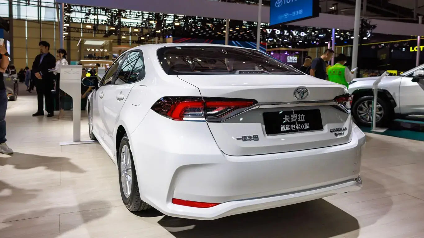 Even from China, Russians aim to bring Toyota: car import from China increased fourfold