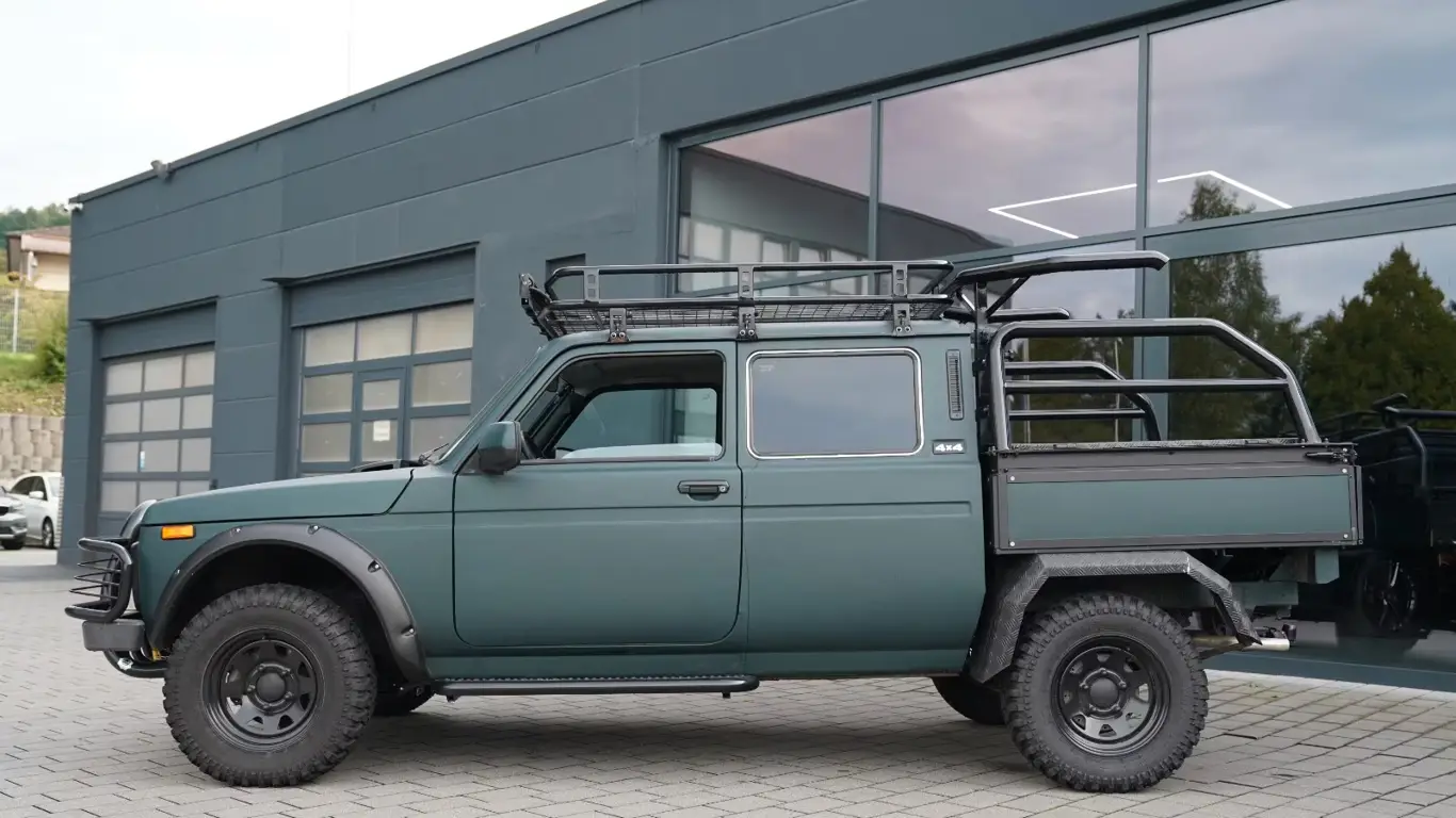 Exclusive LADA Niva Pickup for 3.3 million rubles: Nowhere to be found in Russia