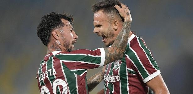Fluminense emerges victorious and reclaims spot in the G6; Ceará upset with refereeing