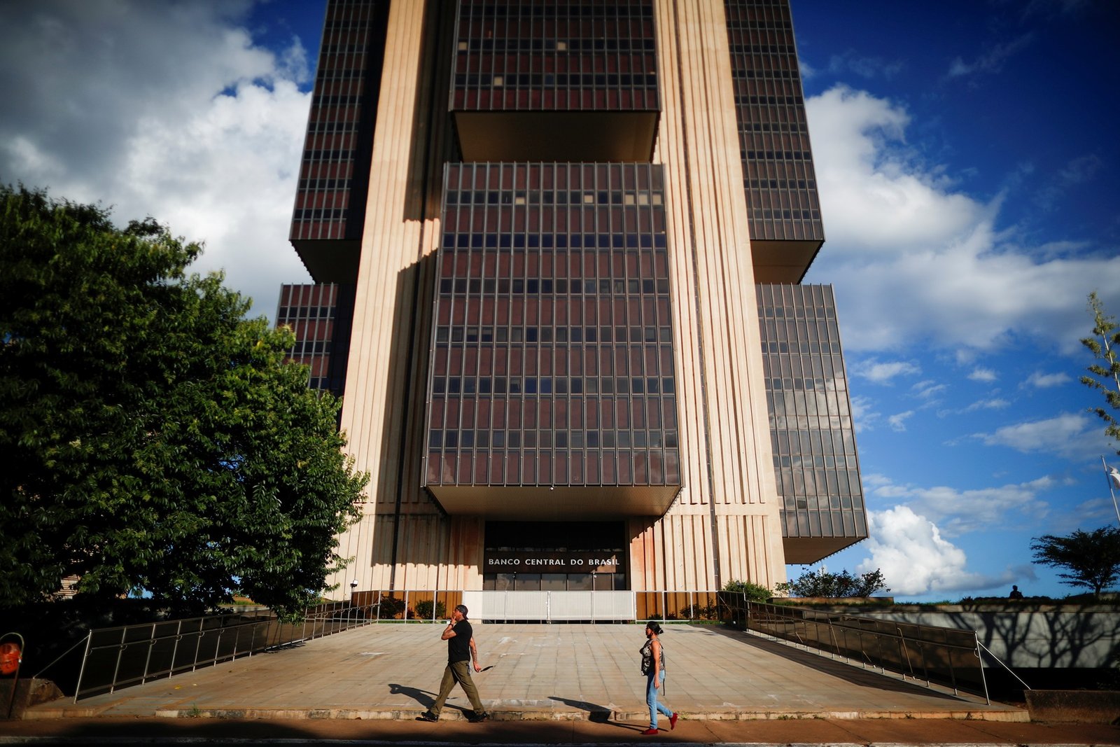 Focus Bulletin: Inflation Projections Fall for the 5th Consecutive Time