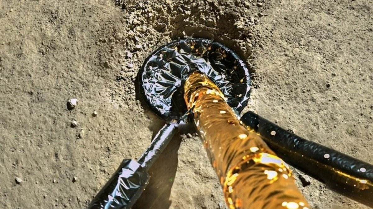 Groundbreaking Discovery: China Finds Unique Relics on the Moon