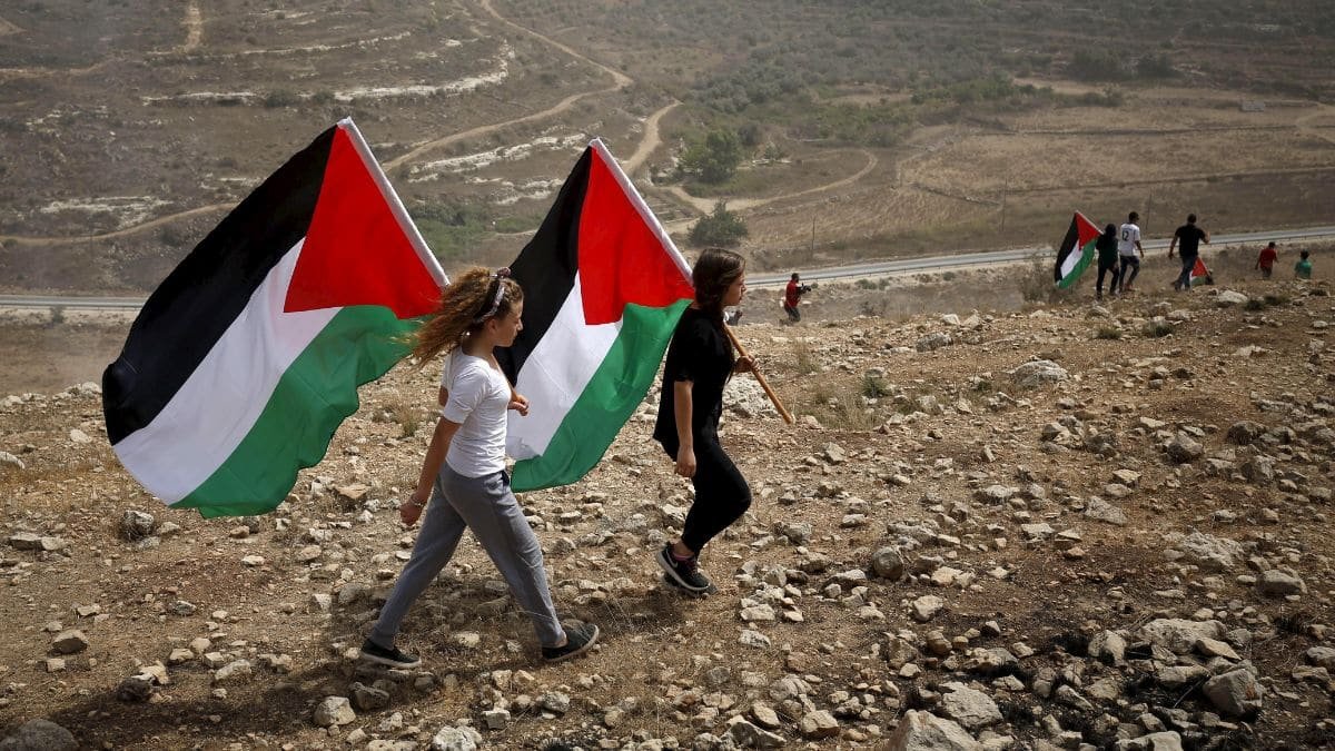 Hamas & Fatah Discuss Gaza Ceasefire Next Steps in Egypt
