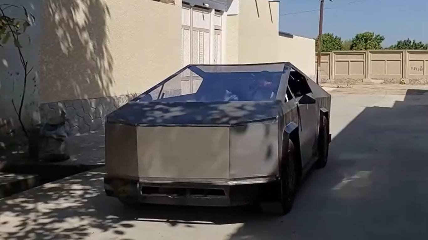 How About That, Elon Musk? The First Tesla Cybertruck Built Without Americans’ Involvement Emerges in Tajikistan