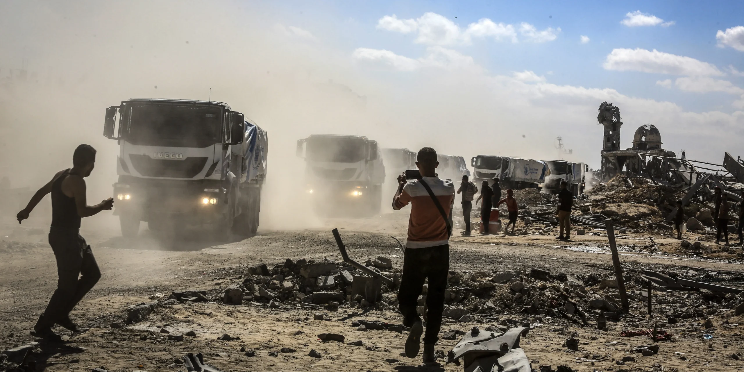 Israel and Hamas Clash Over Truce Violations Amidst Dead Hostages Delay