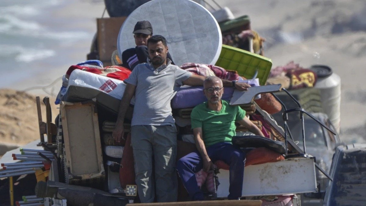 Israel warns Palestinians in Gaza City: Evacuate now or be considered terrorists