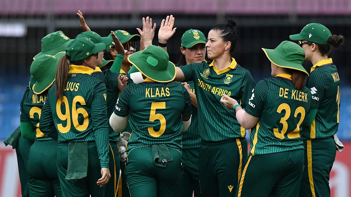 Marizanne Kapp Strikes Early in ICC World Cup Match Against New Zealand Women, Creates History
