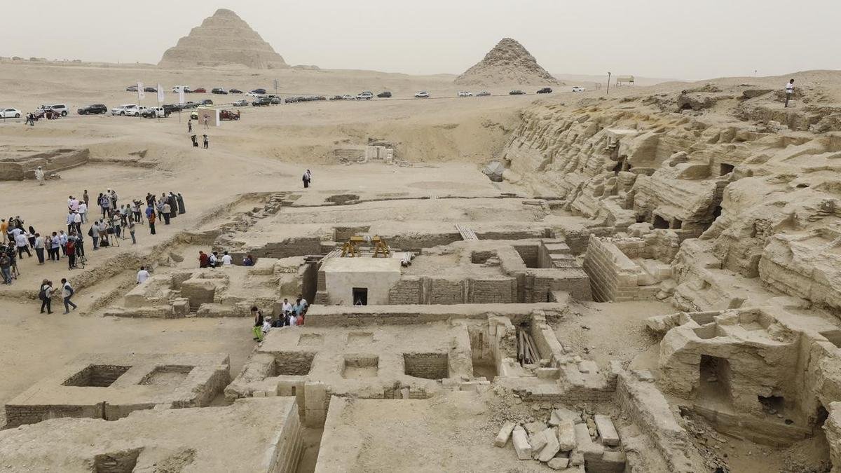 Pharaonic Art Disappears from Egypt’s Historic Saqqara Necropolis