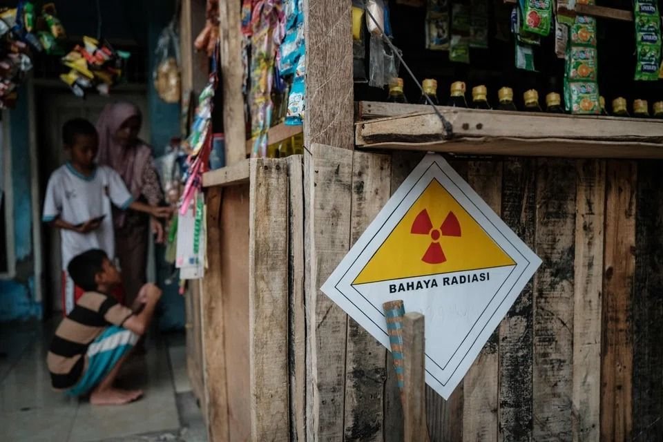 Philippine Firm Faces Allegations of Burying Radioactive Dust