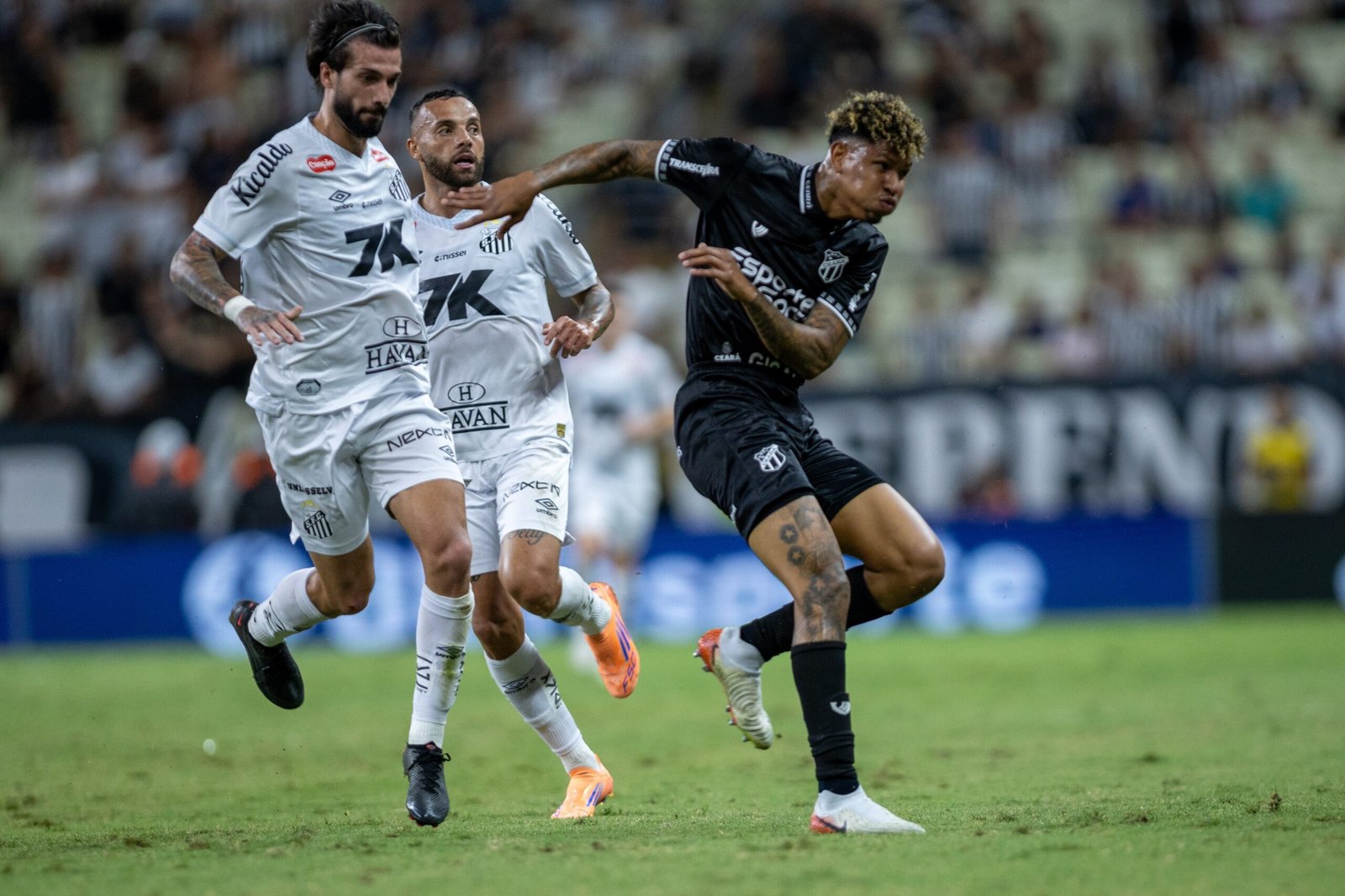 Santos Performances: Souza Shines in Defeat to Ceará, Defense Struggles; Rate the Players