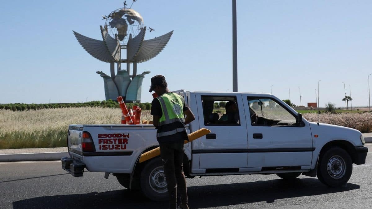 Three Qatari diplomats killed in car accident on the way to Gaza peace talks in Egypt