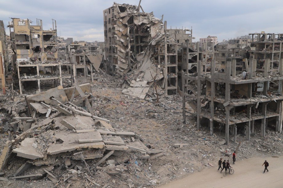 UK, Egypt, and Palestine Encourage Private Investment in Gaza Reconstruction
