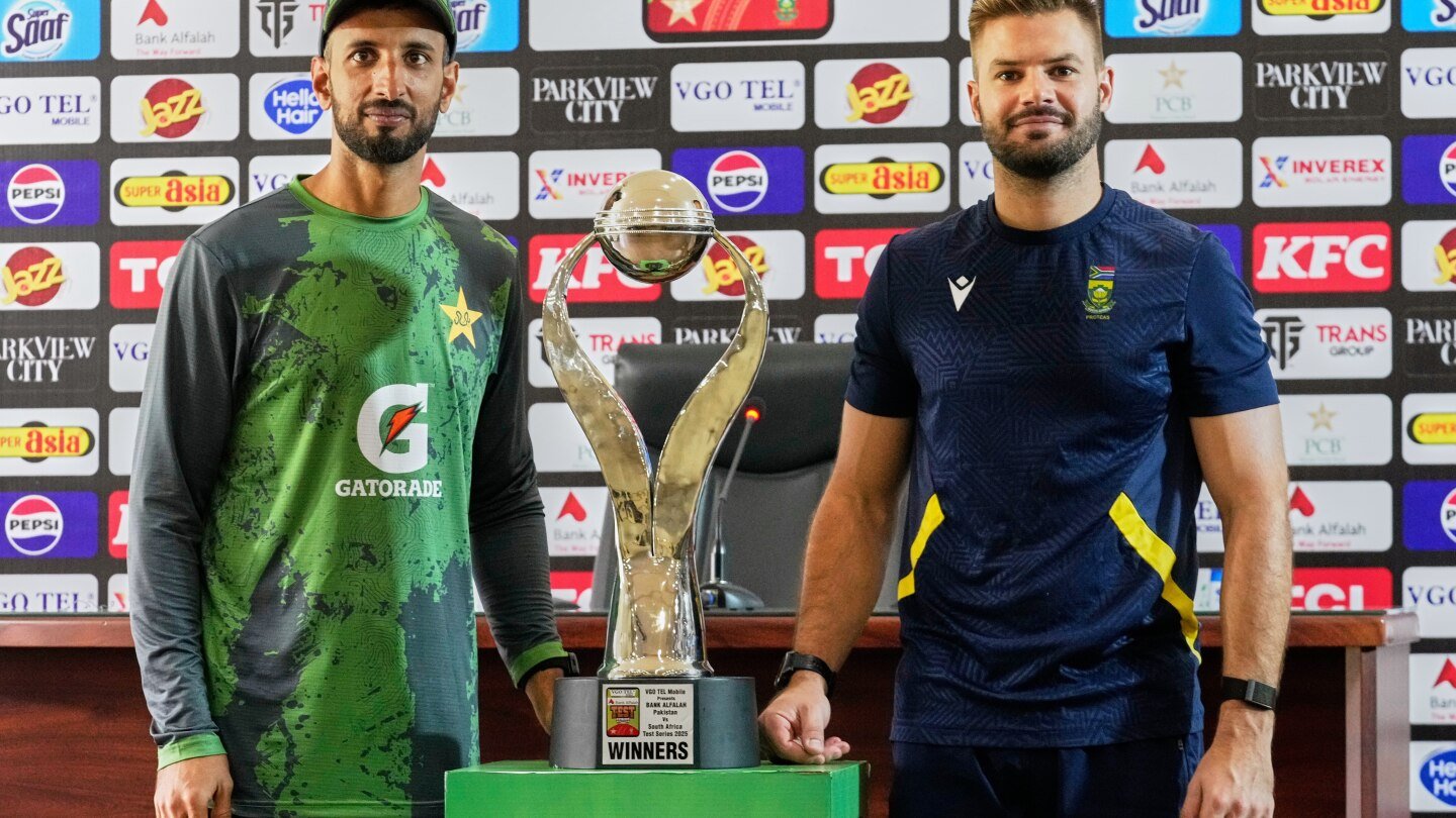 World Champion South Africa Faces Spin Challenge in Pakistan