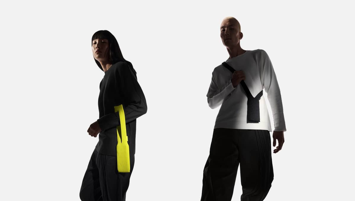 Apple and Issey Miyake collaborate on the new iPhone Pocket