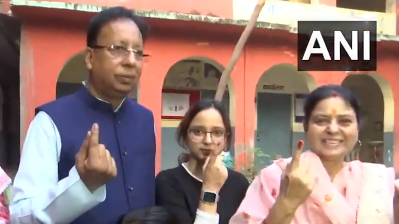 Bihar Assembly Elections: Polling Begins with 1302 Candidates in the Fray