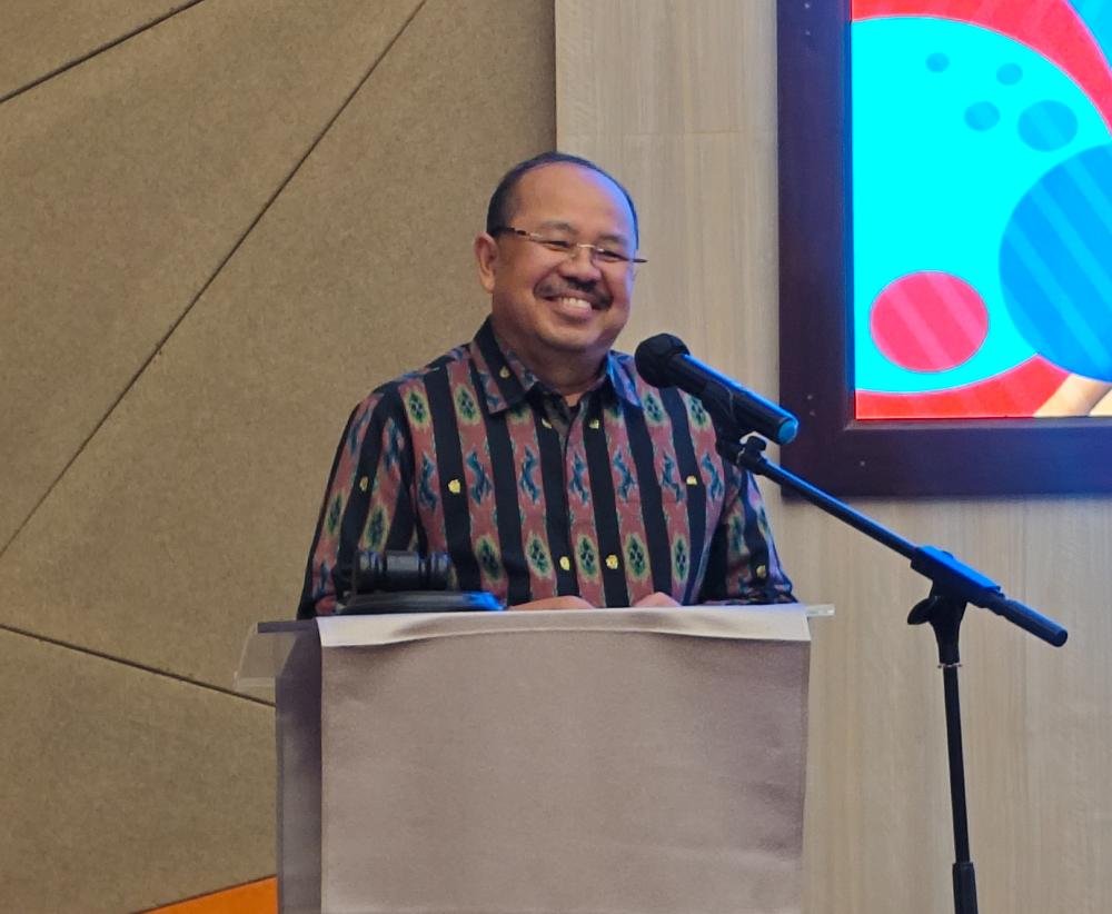 Chairman of KY Highlights Low Public Trust in Indonesian Judiciary