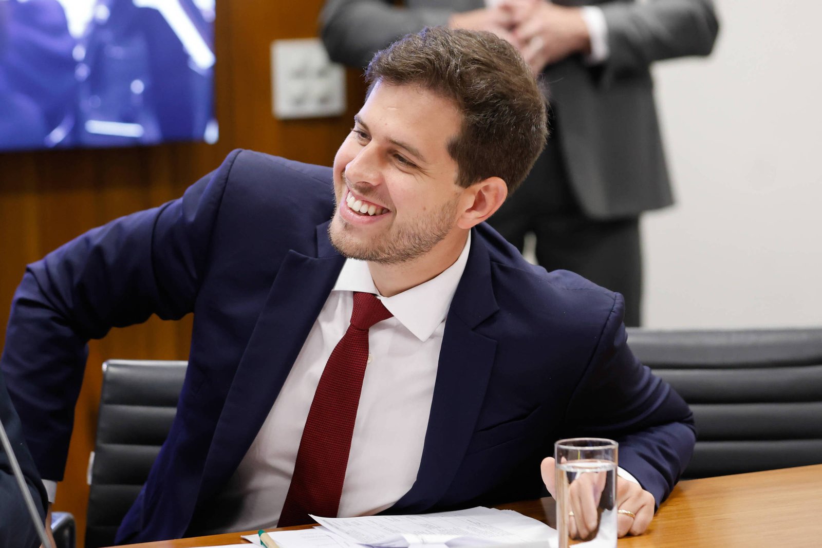 Chamber approves gradual extension of paternity leave