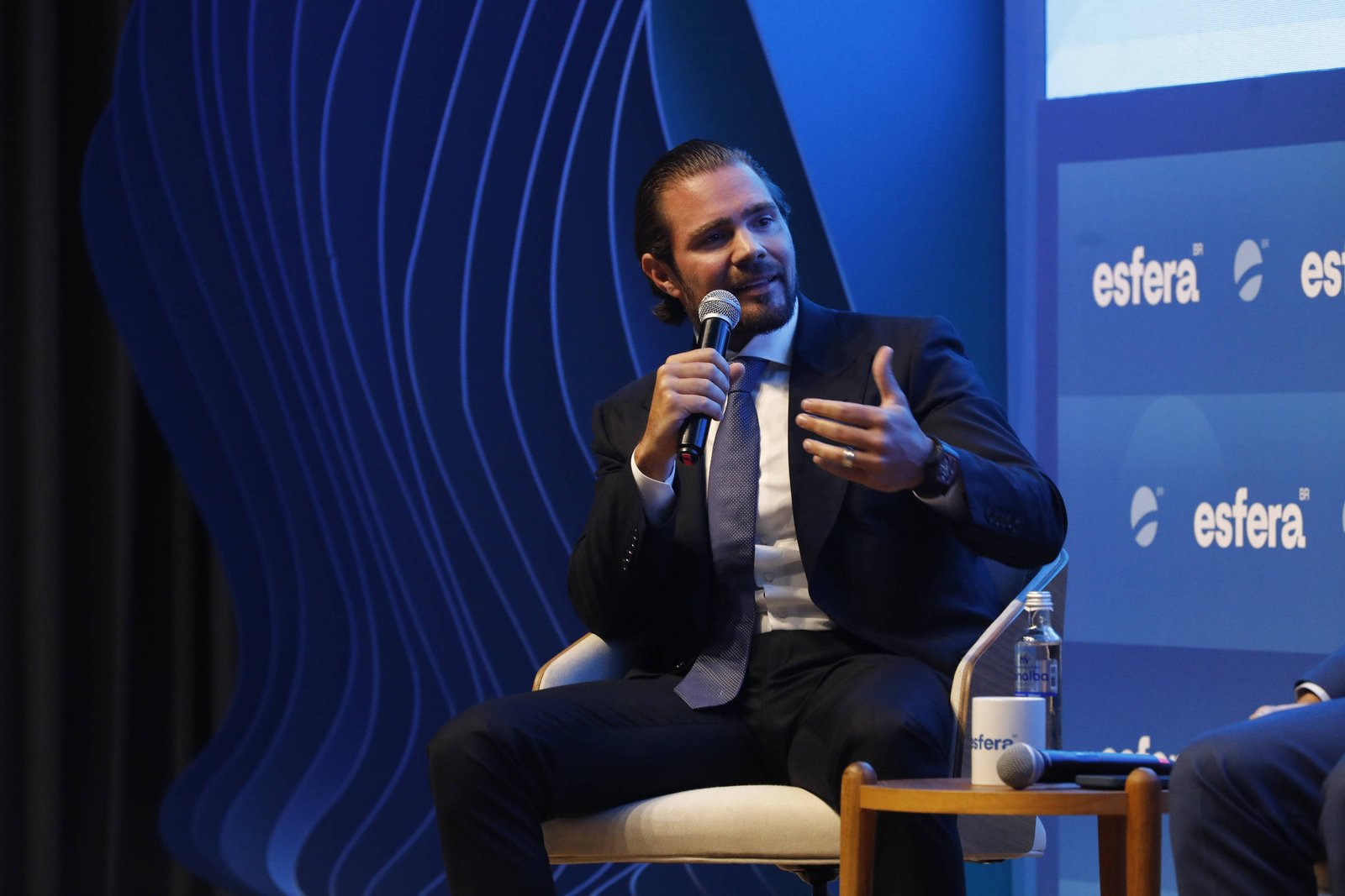 Fictor announces acquisition of Banco Master