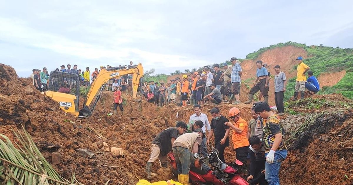 Indonesian Rescuers Search for Survivors: Death Toll 300