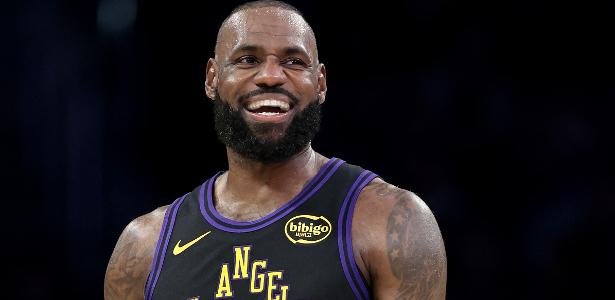 LeBron James Makes History as the First NBA Player to Play 23 Seasons