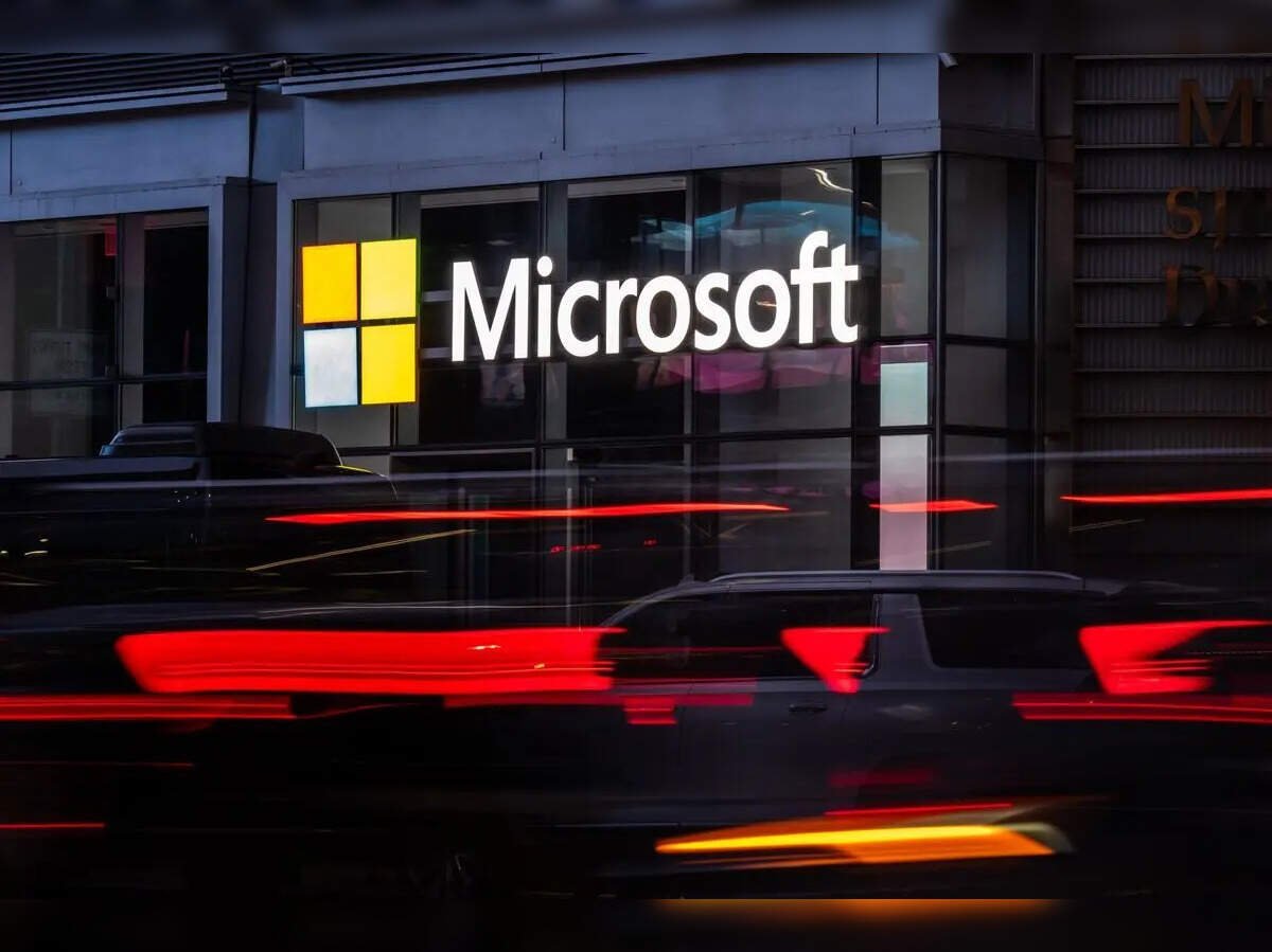 Microsoft to Invest Over $15 Billion in UAE and Secures US Export Licenses for AI Chips