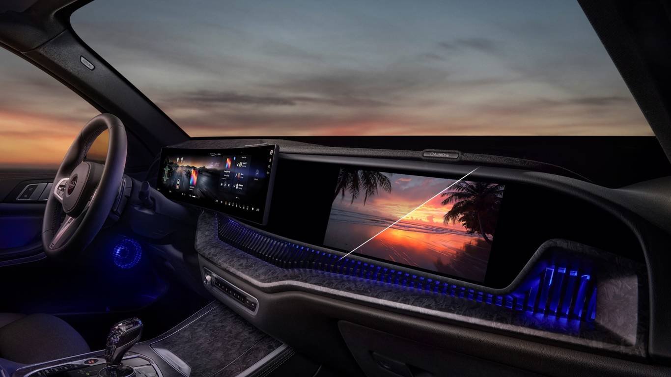 Real Cinema in Every Car: HARMAN Makes Car Displays Truly Premium