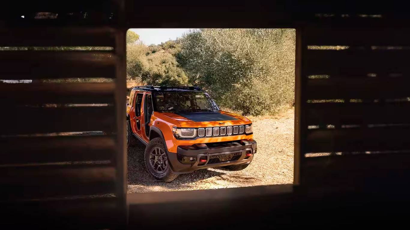 Say Goodbye to Gasoline: Jeep Prepares an Entire Army of Electric SUVs