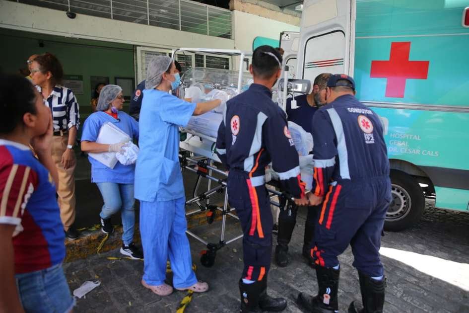 Sesa conducts operation to transfer patients from César Cals after fire and confirms no casualties