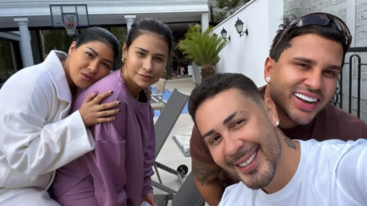 Simaria Makes a Rare Appearance with Simone and Carlinhos Maia