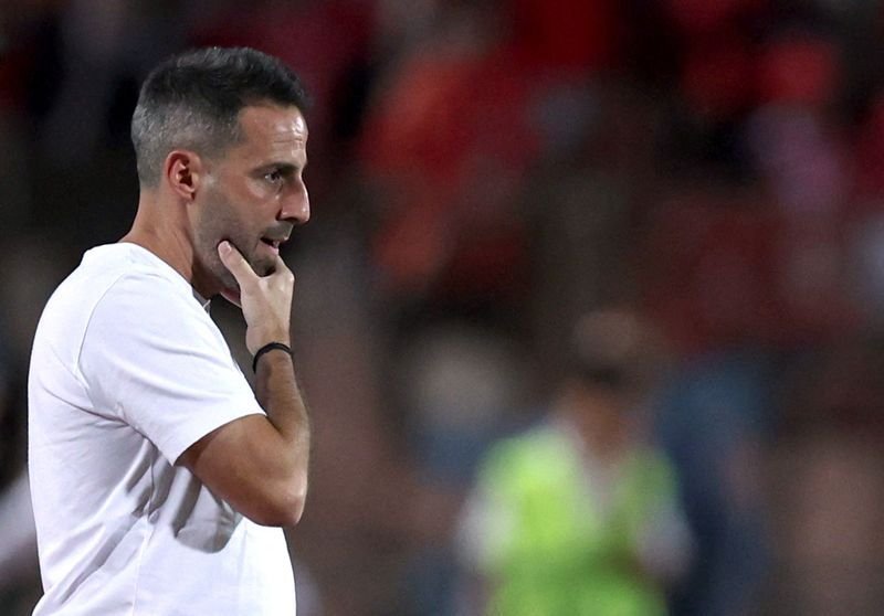 Soccer-Egypt’s Zamalek sack coach Ferrera after four-game winless run