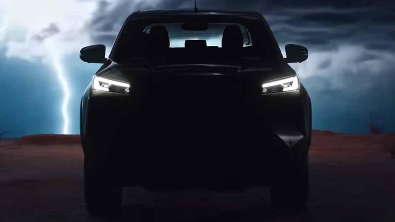 The Most Reliable Pickup Truck Prepares for a Generation Change: Japanese Unveil Its Look