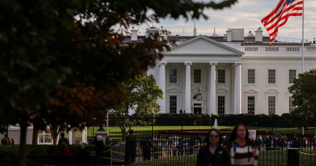 Two National Guard members killed in shootout near the White House